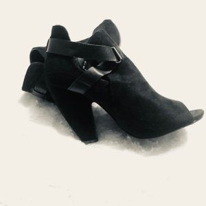 Black Suede Open-Toe Heels - size 8